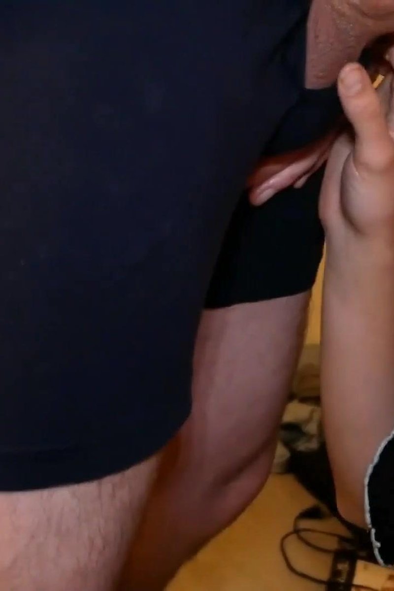 Threesome - Screenshot 1 of 4 - Missing Date