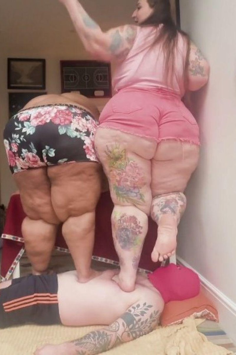 900+ Trample - Screenshot 1 of 4 - BBW