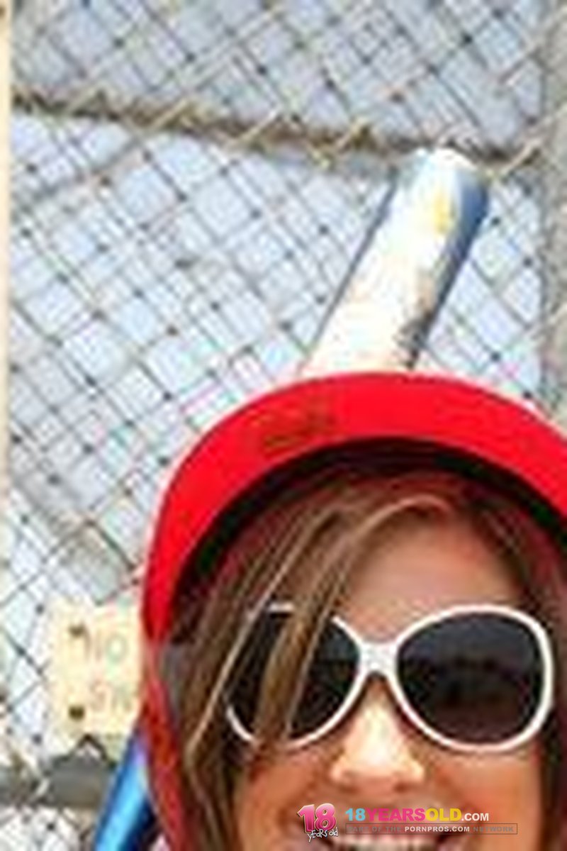 Baseball Slut - Screenshot 1 of 4 - Big Tits