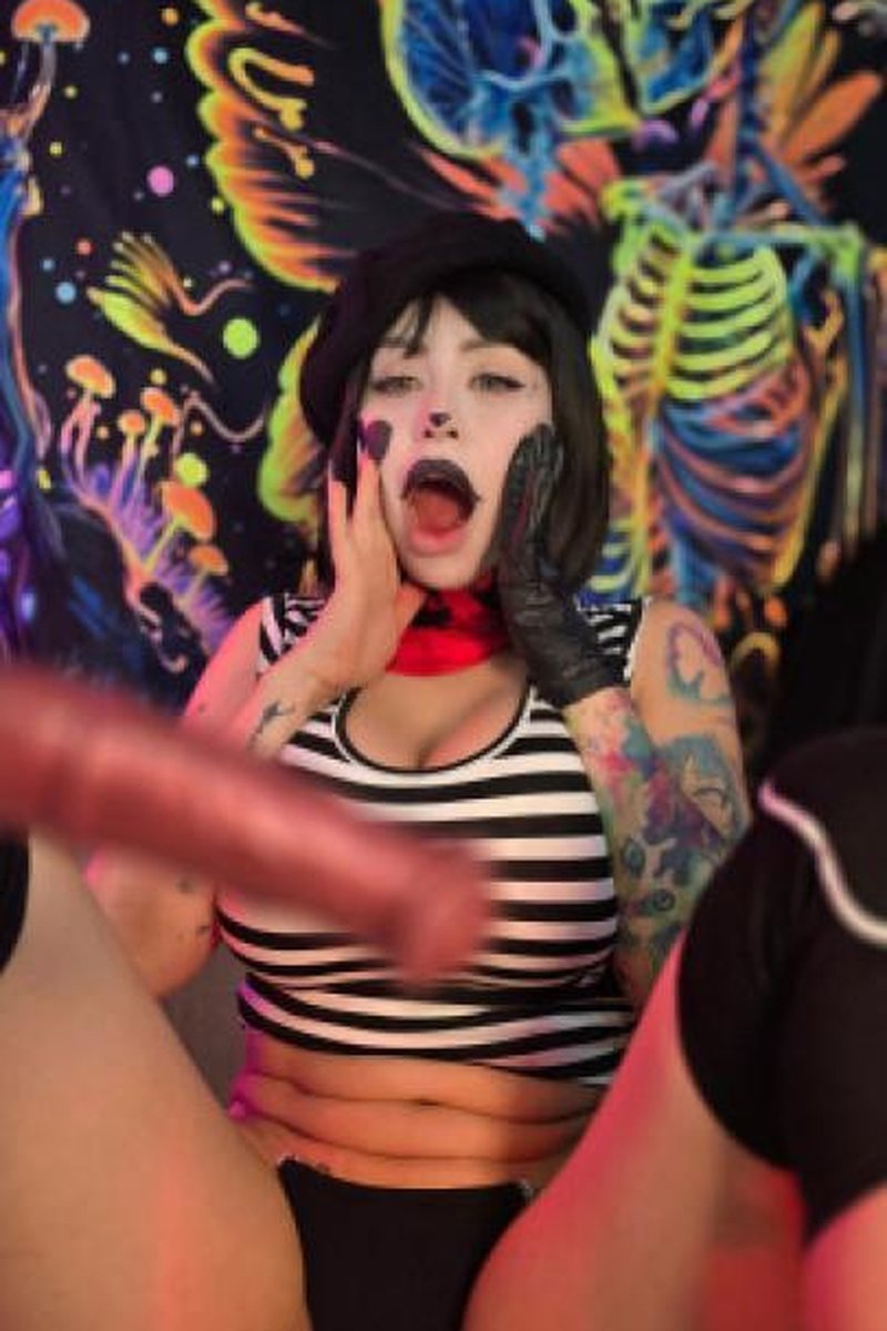Mimo Bonbon - Screenshot 1 of 4 - Anal