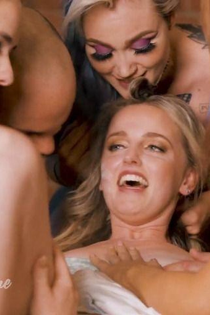 The Last Supper- Preview - Screenshot 1 of 4 - Group Sex