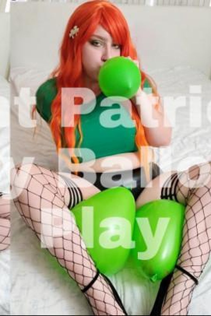 Saint Patrcik's Day Balloon Play B2P - Screenshot 1 of 4 - Balloon Fetish