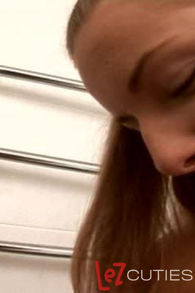 Doing The Laundry - Screenshot 1 of 4 - Amateur