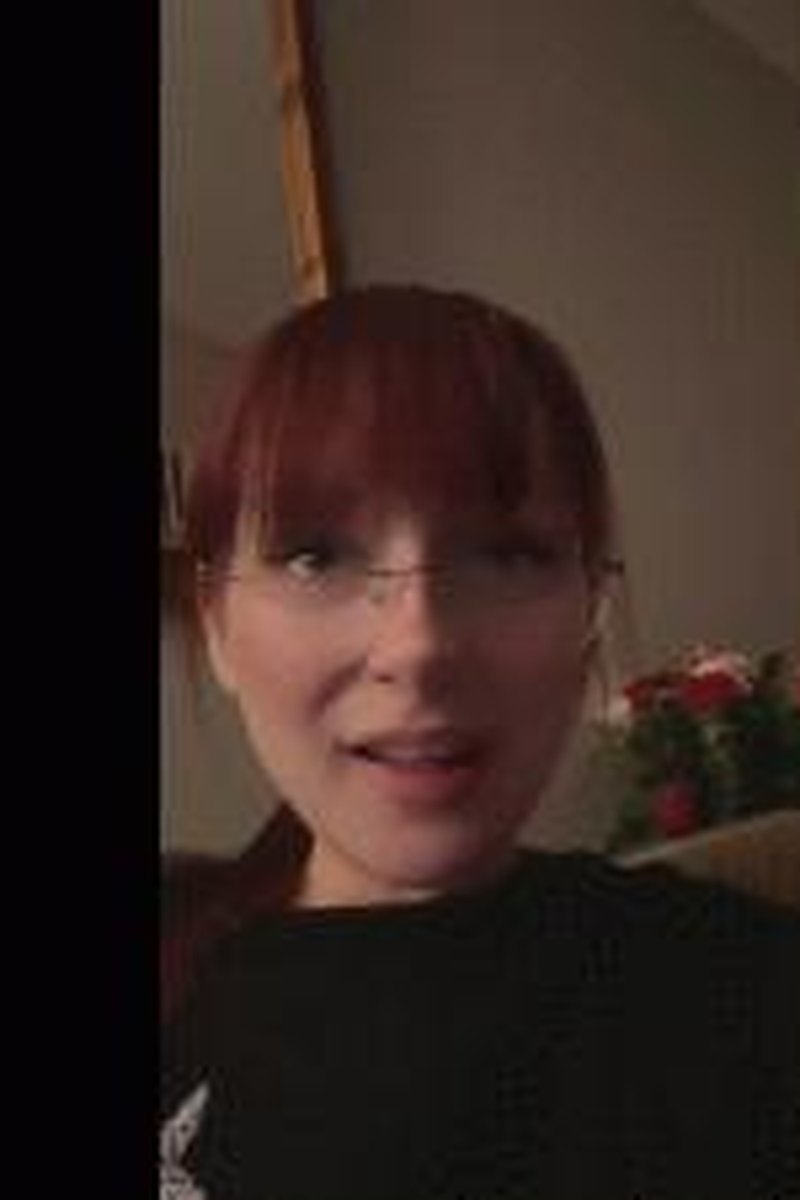 Humiliation Task - Screenshot 1 of 4 - Food