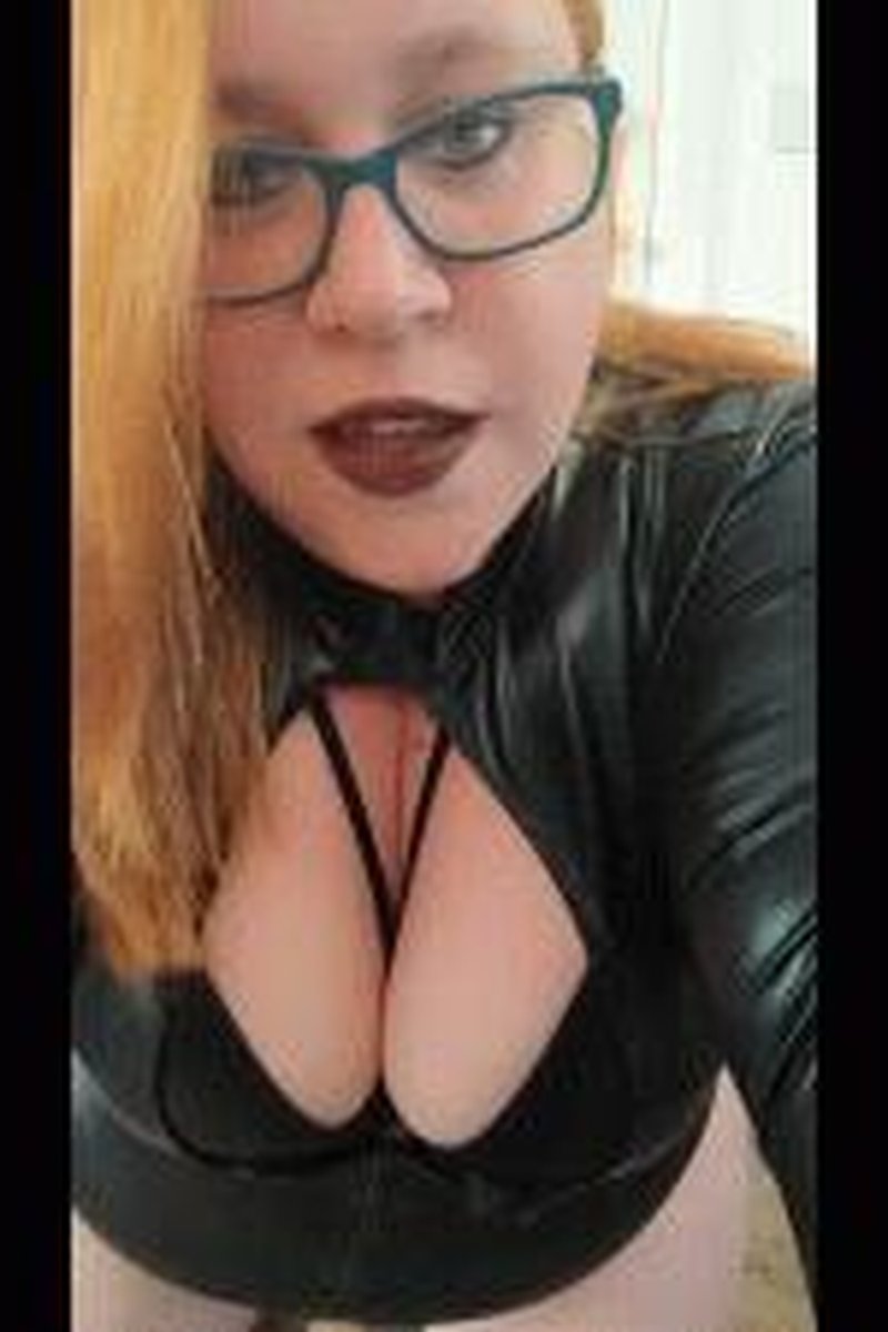 Strap On - Screenshot 1 of 4 - BBW