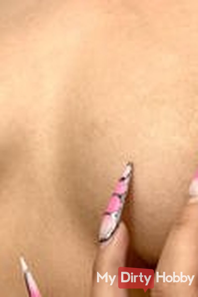 Nipple Stimulation - Screenshot 1 of 4 - Ariana Rose