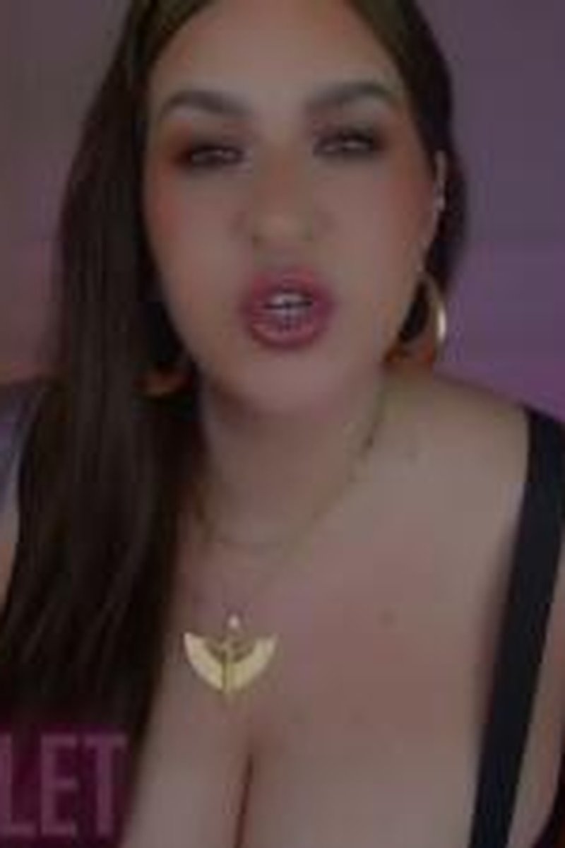 Obedience - Screenshot 1 of 4 - British Domme