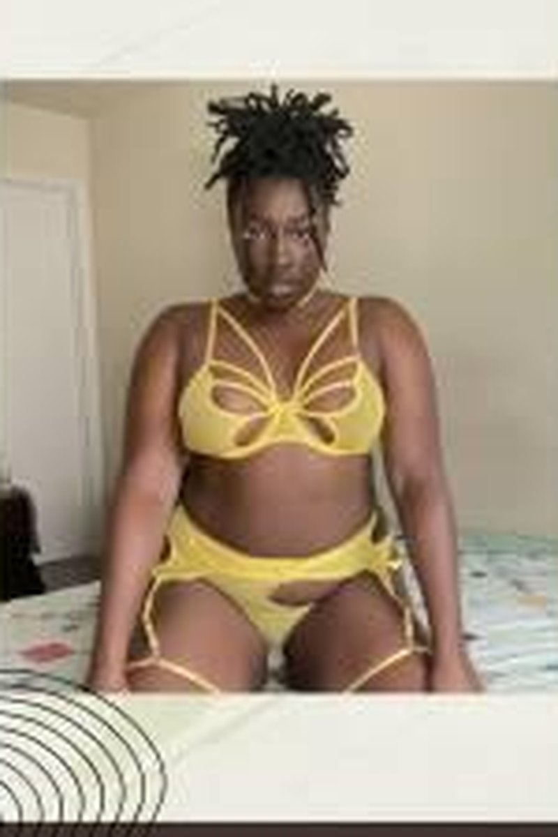 Ass ASMR - Screenshot 1 of 4 - Ass Fetish