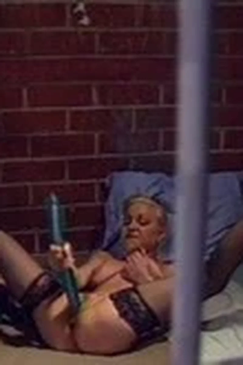 Getting Hot - Screenshot 1 of 4 - Anal