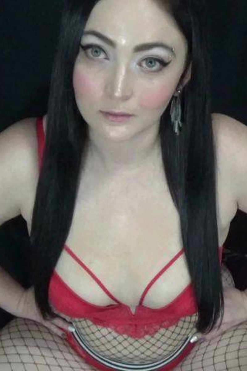 Cock Trigger ********* - Screenshot 1 of 4 - Femdom