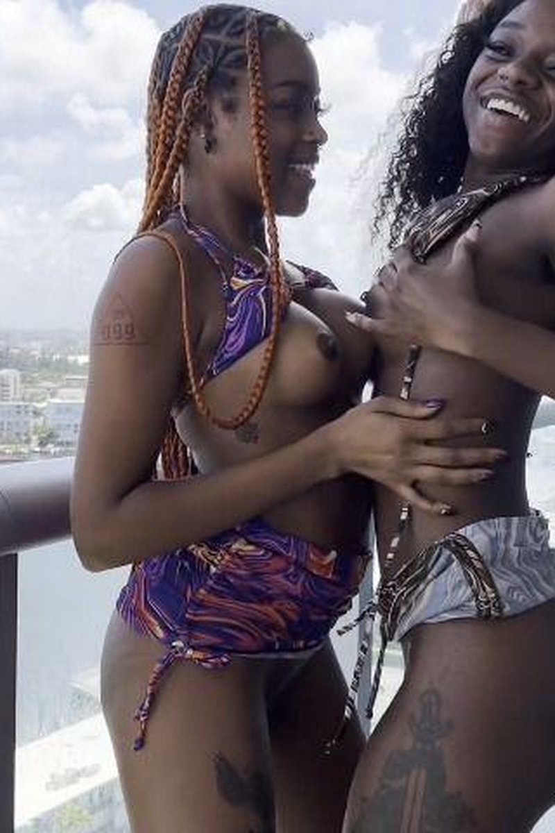 Babes On The Balcony W/ Majesty Nasty - Screenshot 1 of 4 - Ass Worship