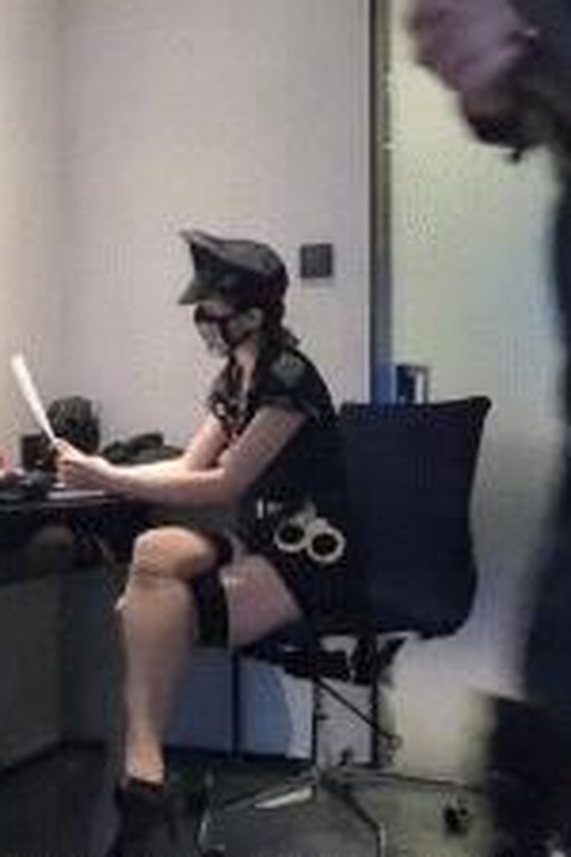Two Sexy Cops Body-Searching A Suspect (Cantonese/ Chinese) - Screenshot 1 of 4 - Anal
