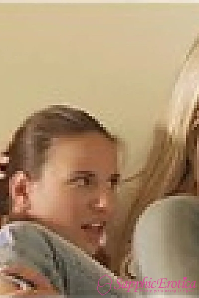Dorm Delights - Screenshot 1 of 4 - Fingering