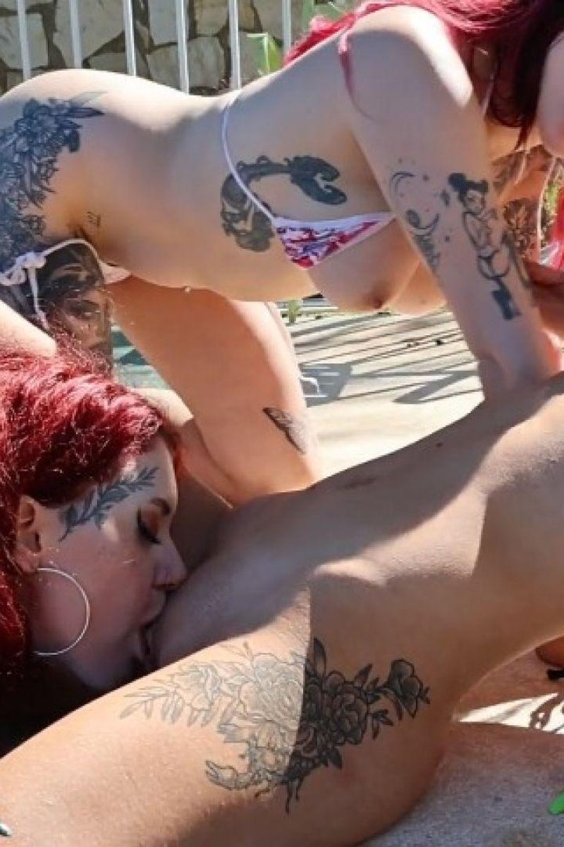 Poolside Threeway - Screenshot 1 of 4 - Pool