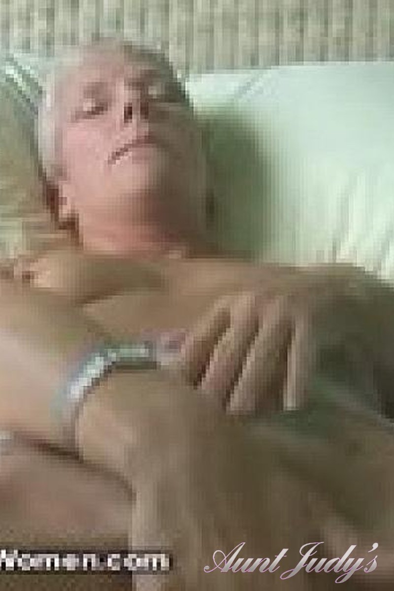 8 Clips - Screenshot 1 of 4 - Fleur Fle001
