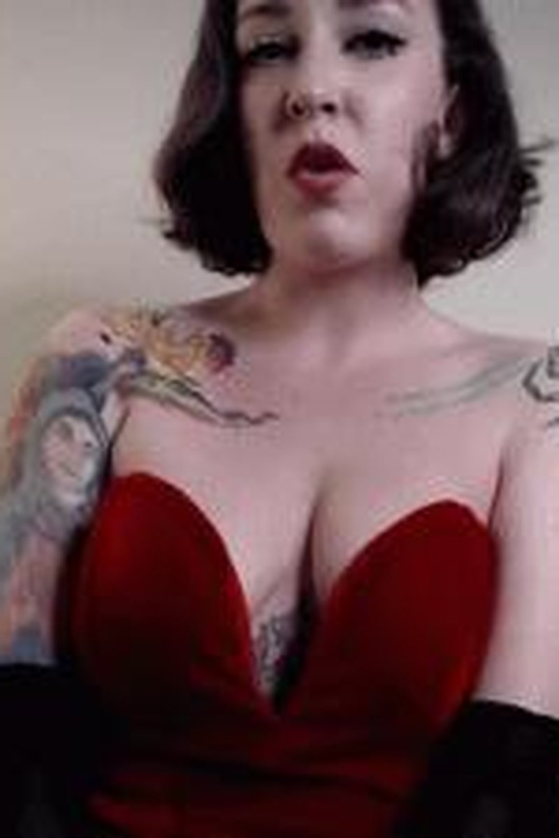 Bitch Tits - Screenshot 1 of 4 - Domination
