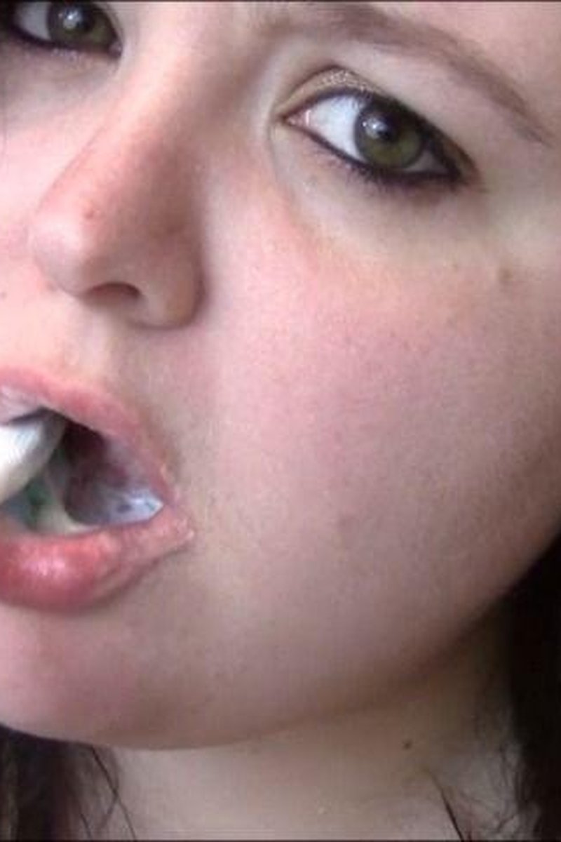 Teasing Brush - Screenshot 1 of 4 - Tease And Denial