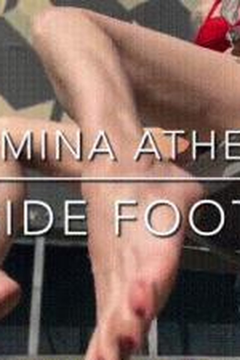 Poolside Footslave - Screenshot 1 of 4 - Ass Fetish