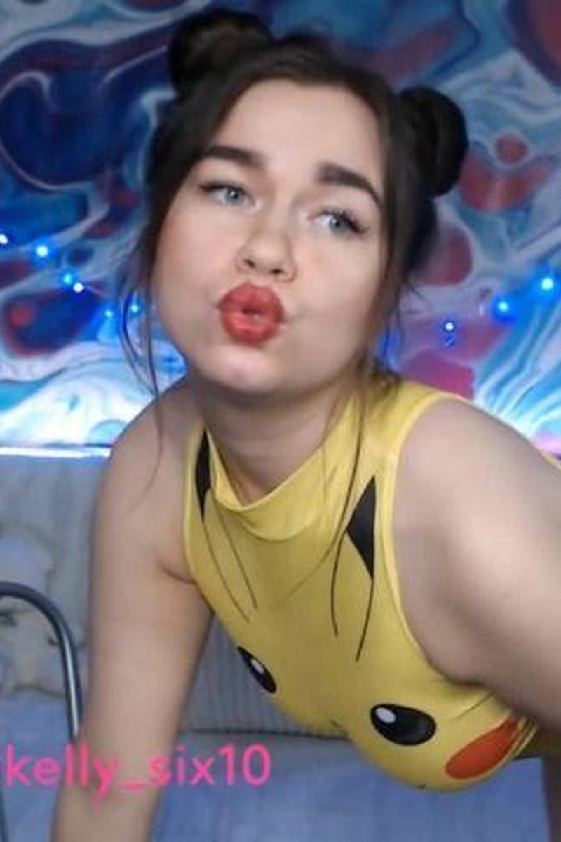 Pika Dancing - Screenshot 1 of 4 - Cosplay