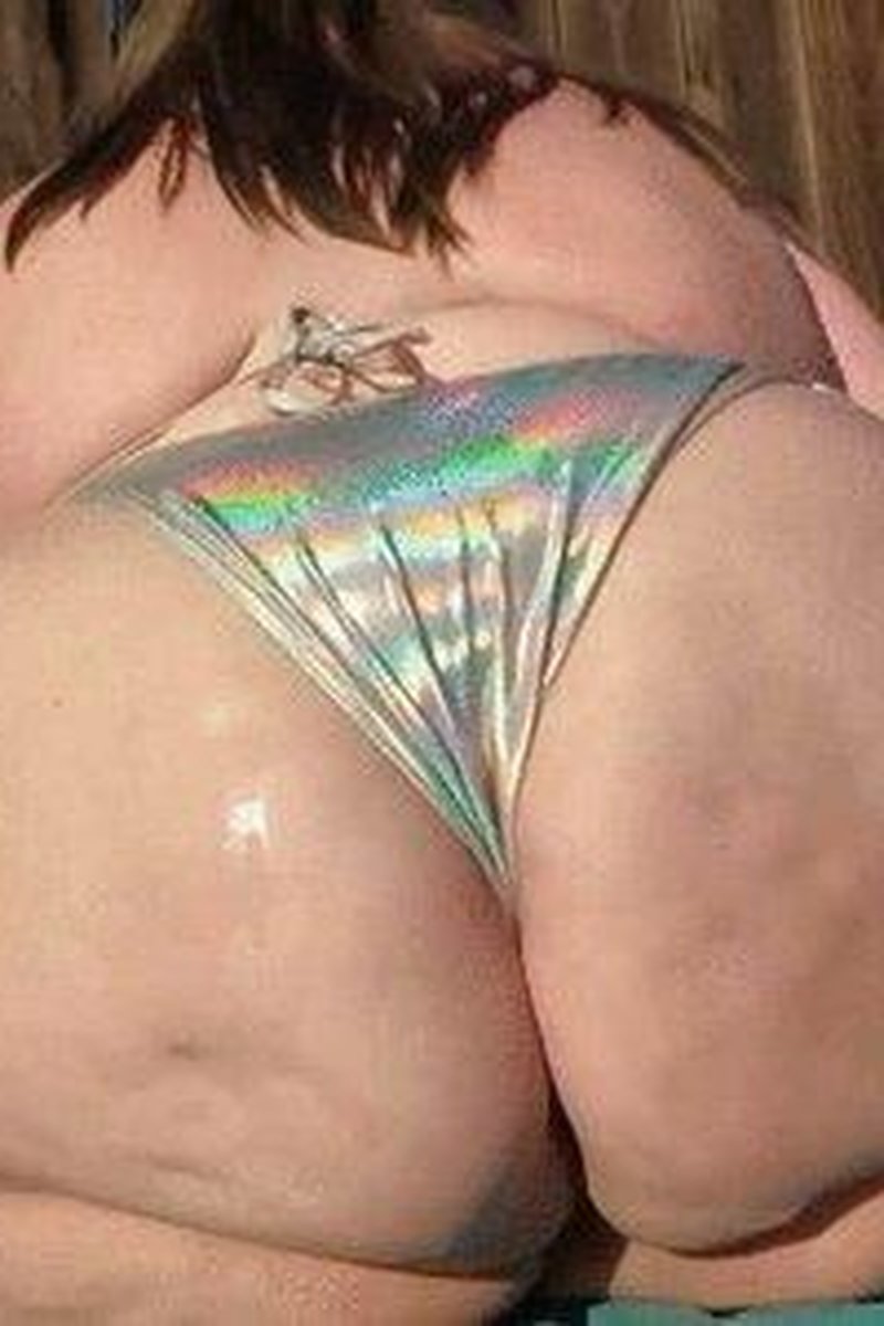 Big Belly Button Orgasm - Screenshot 1 of 4 - BBW