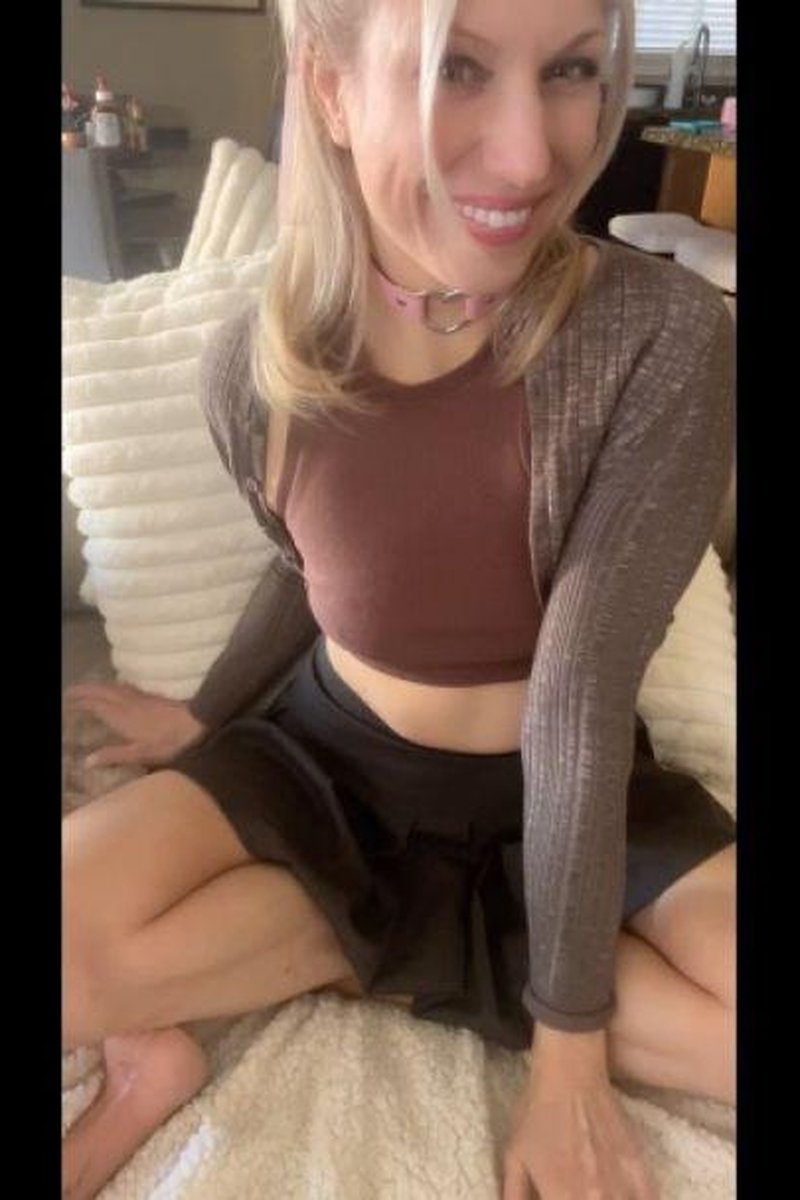 Jerk Off Instructions - Screenshot 1 of 4 - Adorable