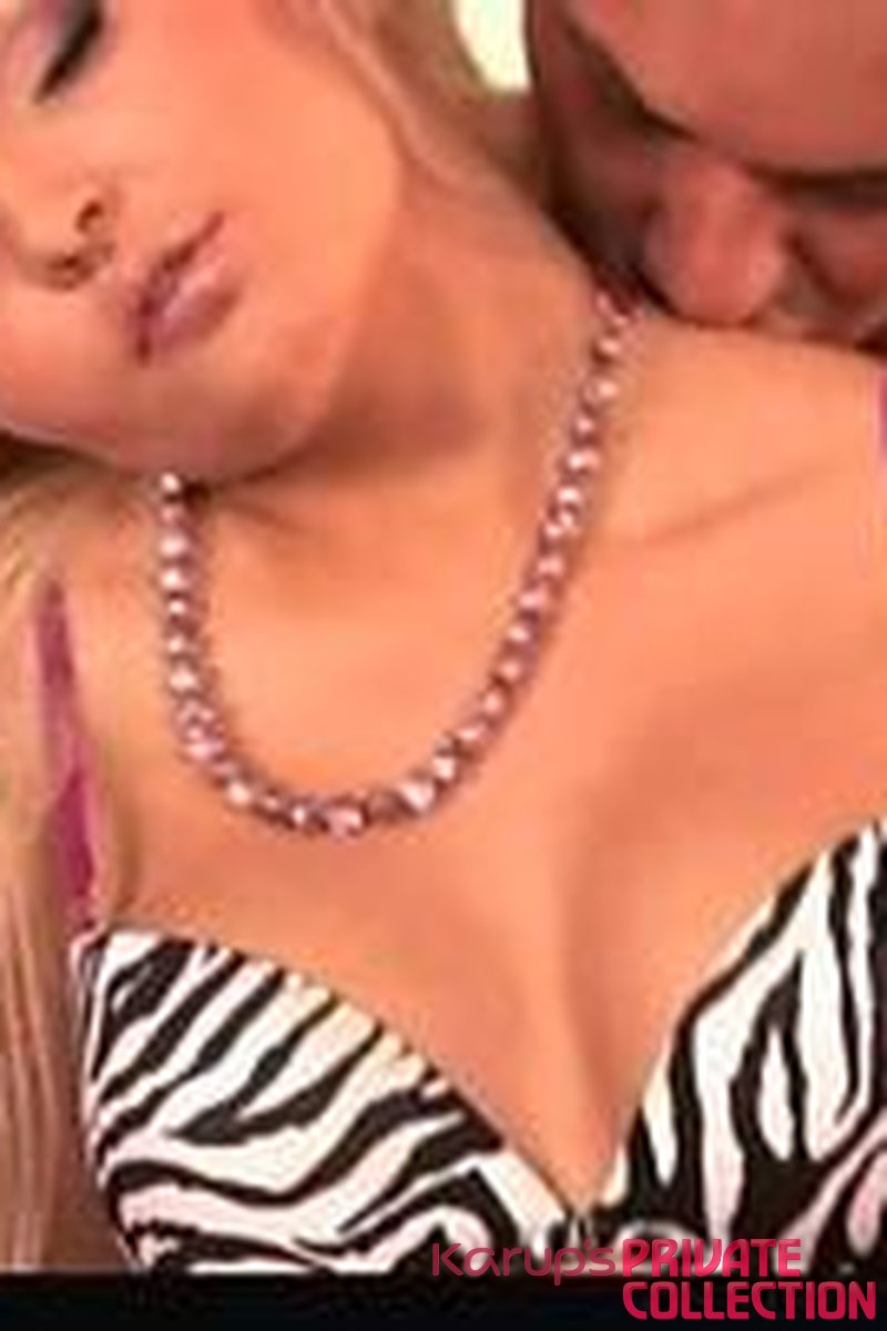 Nicky - Screenshot 1 of 4 - Nicky Angel