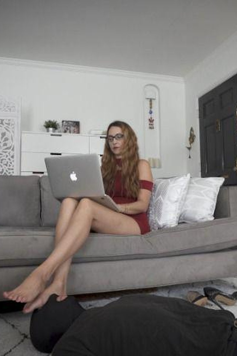 Human Footstool At Work - Screenshot 1 of 4 - Femdom