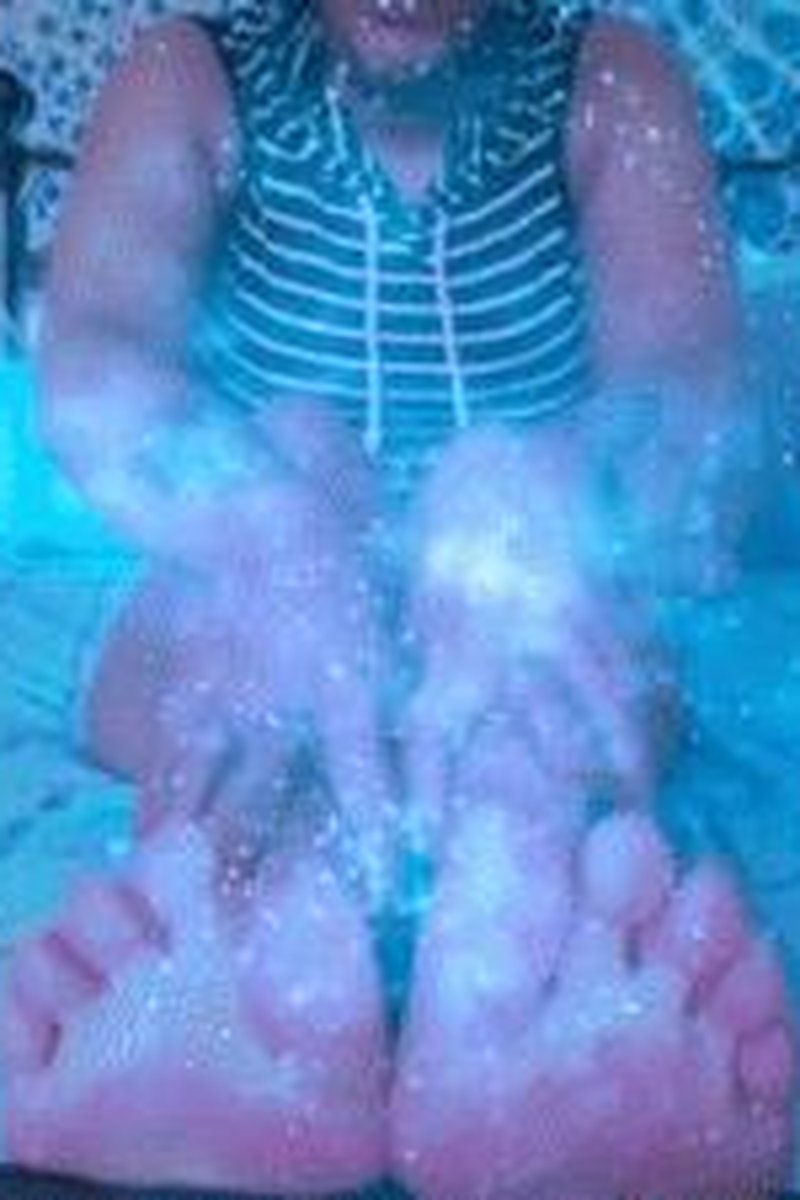 Sole Mesmerization - Screenshot 1 of 4 - Captive