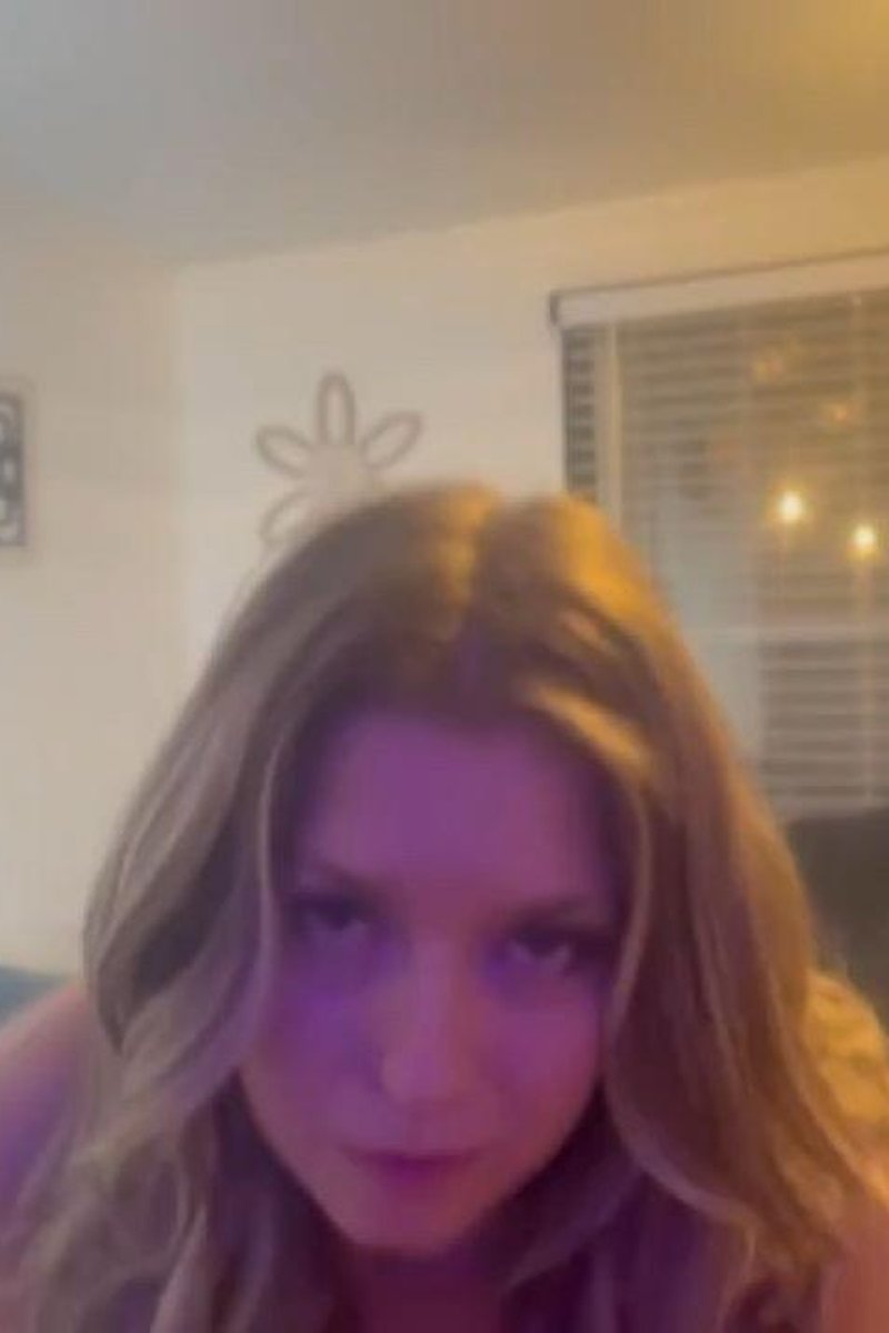 Erotic Dancing - Screenshot 1 of 4 - Big Tits