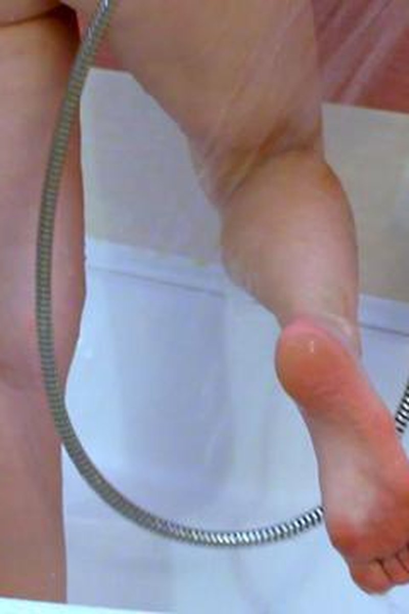 Shower 4 - Screenshot 1 of 4 - Anal