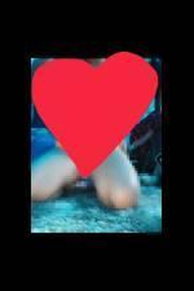 Tease - Screenshot 1 of 4 - Pornstar