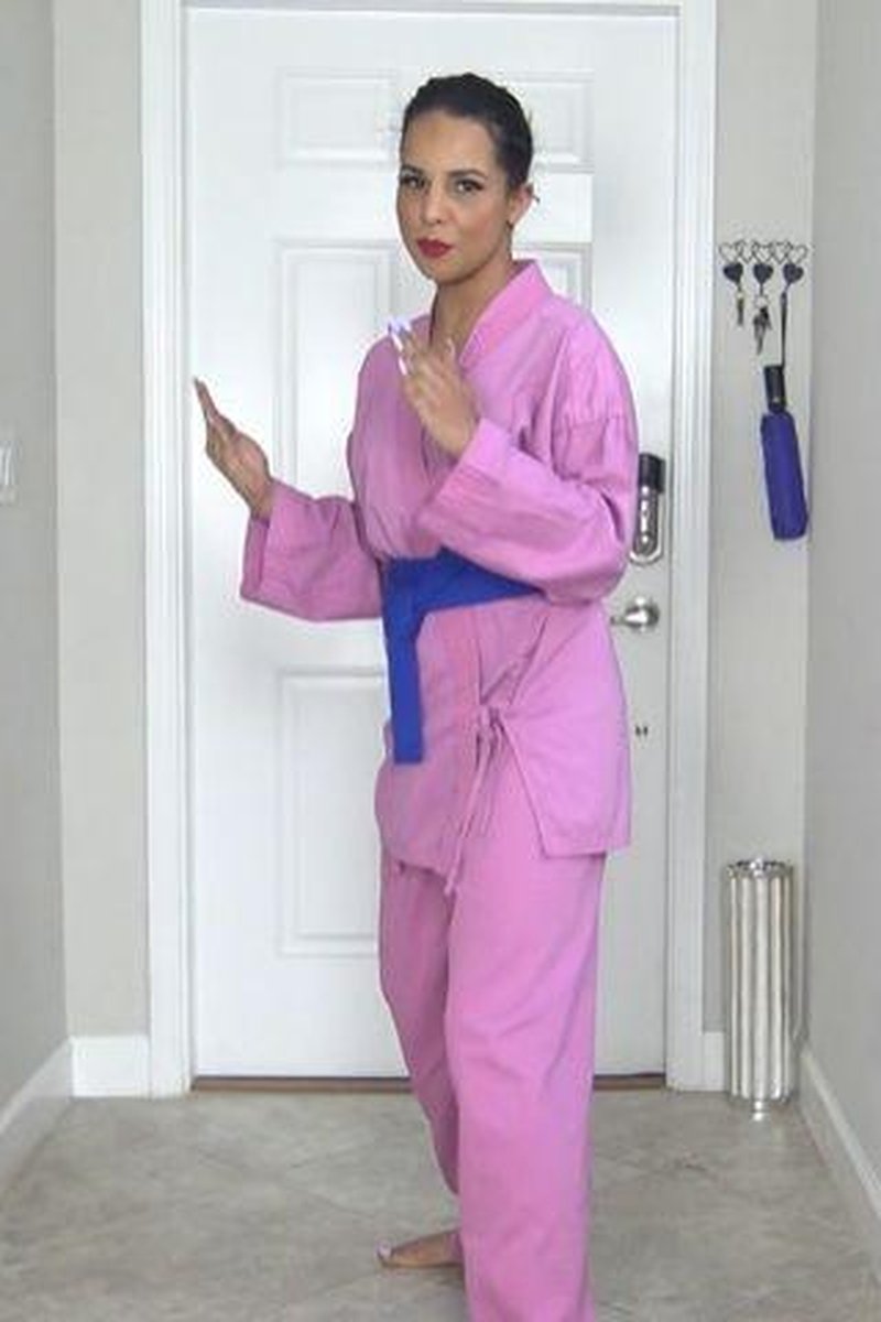 Karate Robbery - Screenshot 1 of 4 - Action & Fighting