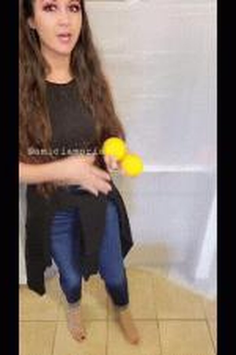Lemons vs Heels - Screenshot 1 of 4 - Food