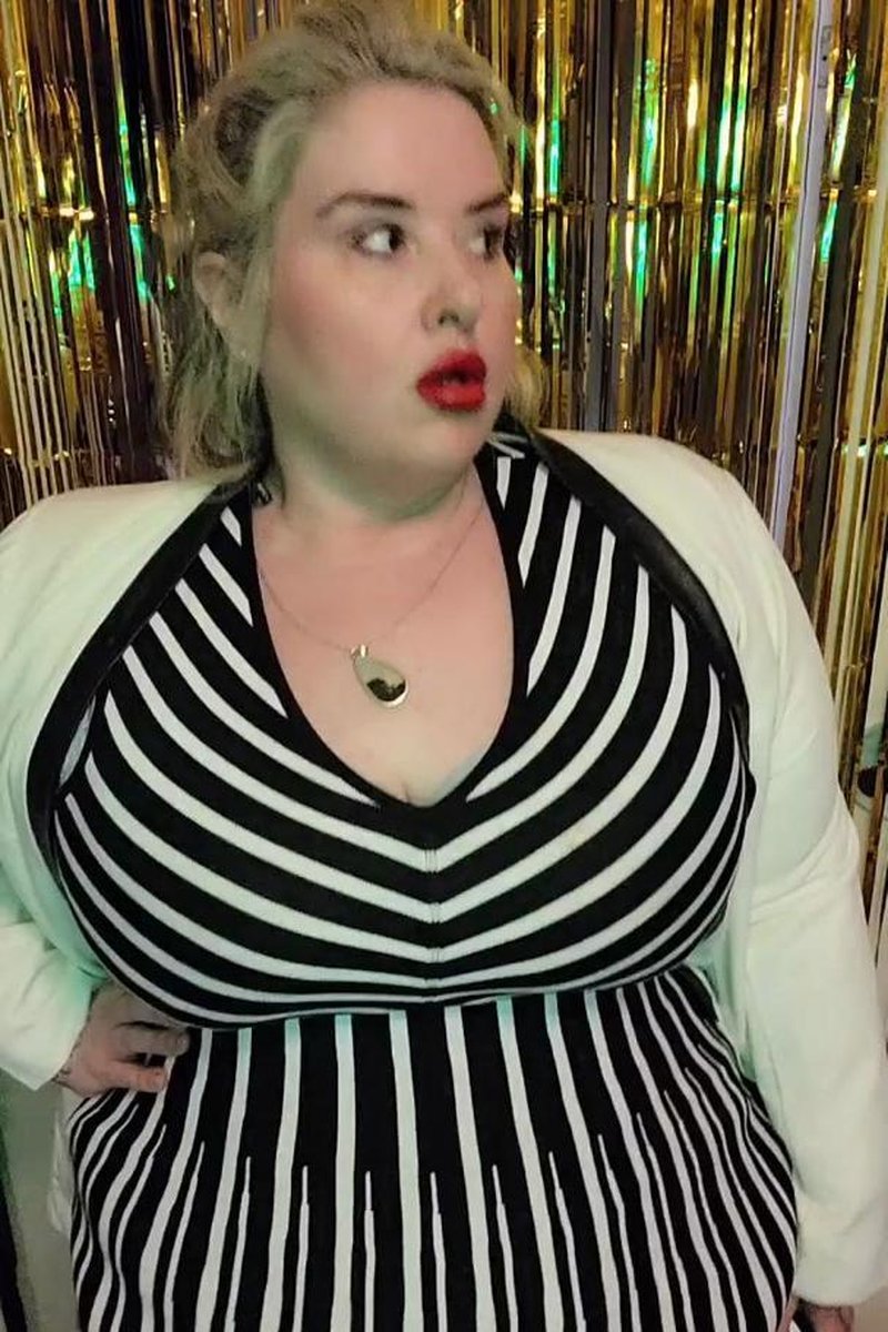 Work Party - Screenshot 1 of 4 - BBW