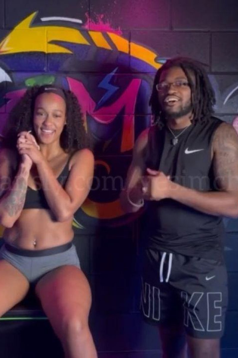 Ebony MILF Gets A Workout - Screenshot 1 of 4 - BBC