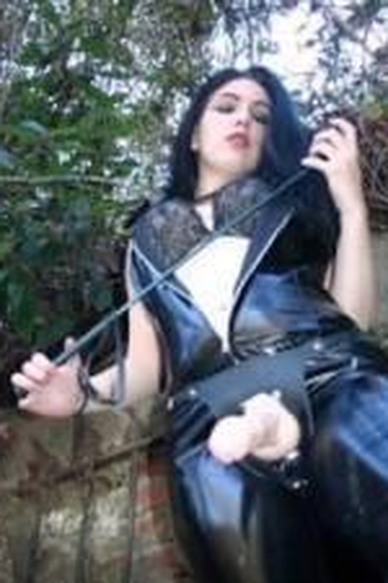 Pet - Screenshot 1 of 4 - Addiction Fetish