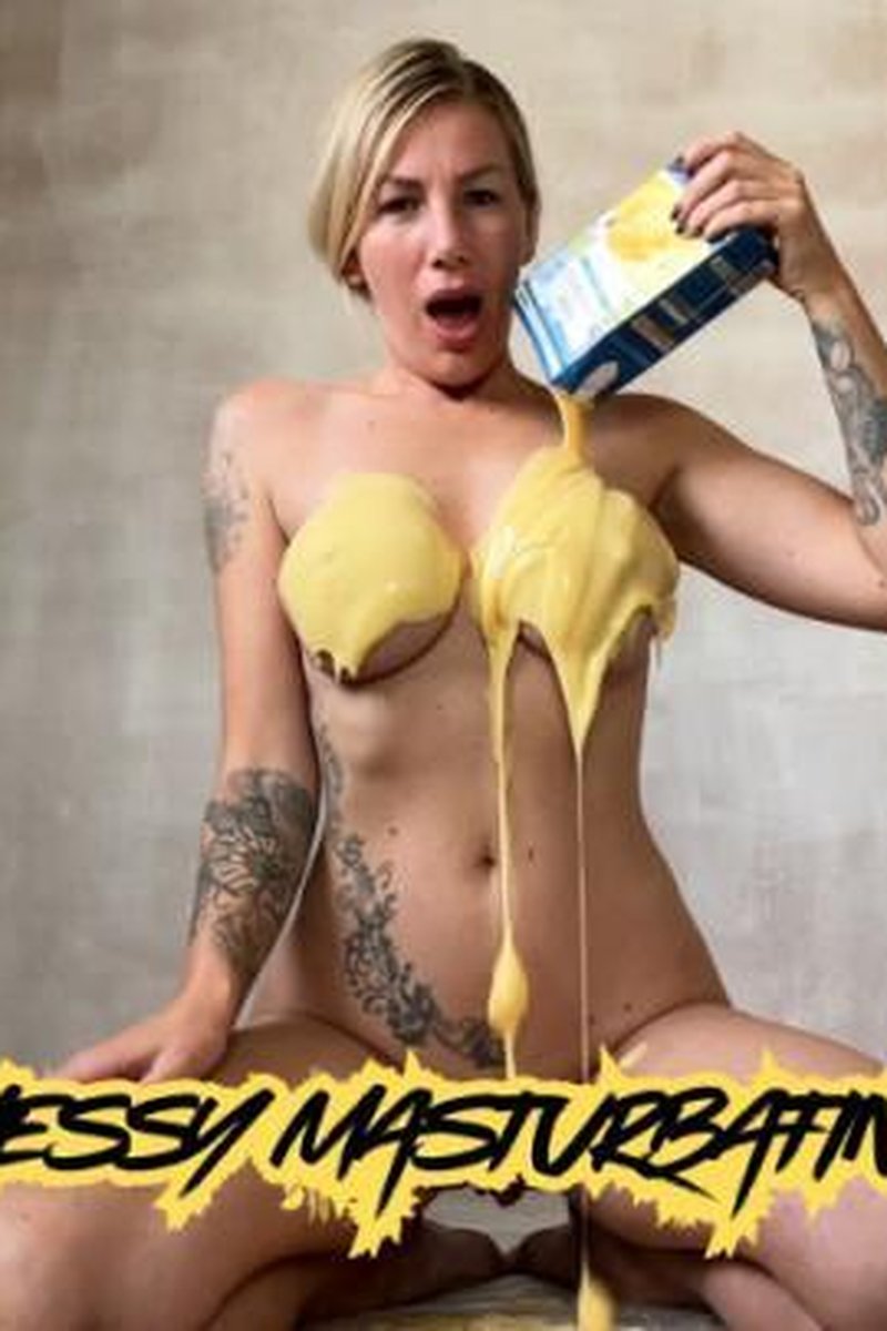 Messy Masturbating - Screenshot 1 of 4 - Big Tits