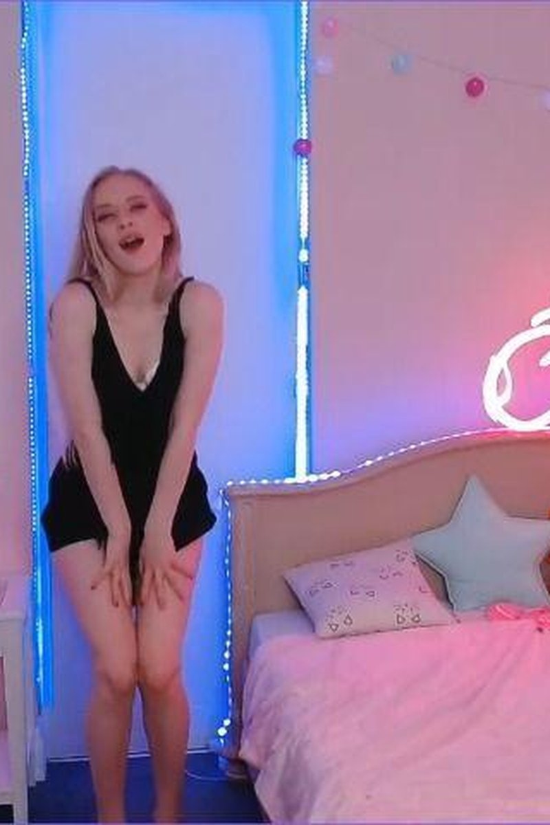 Dancing Teasing - Screenshot 1 of 4 - Dancer