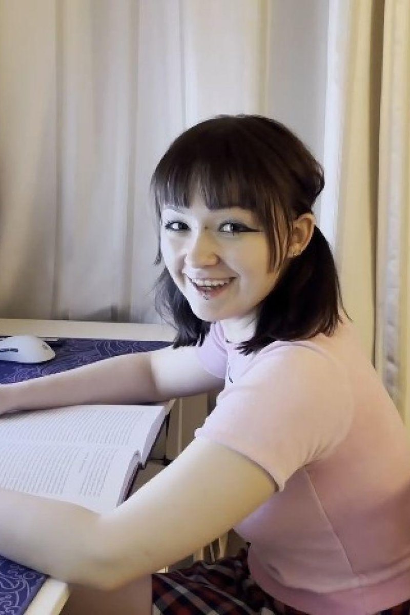 Classmate-Virgin - Screenshot 1 of 4 - Asian