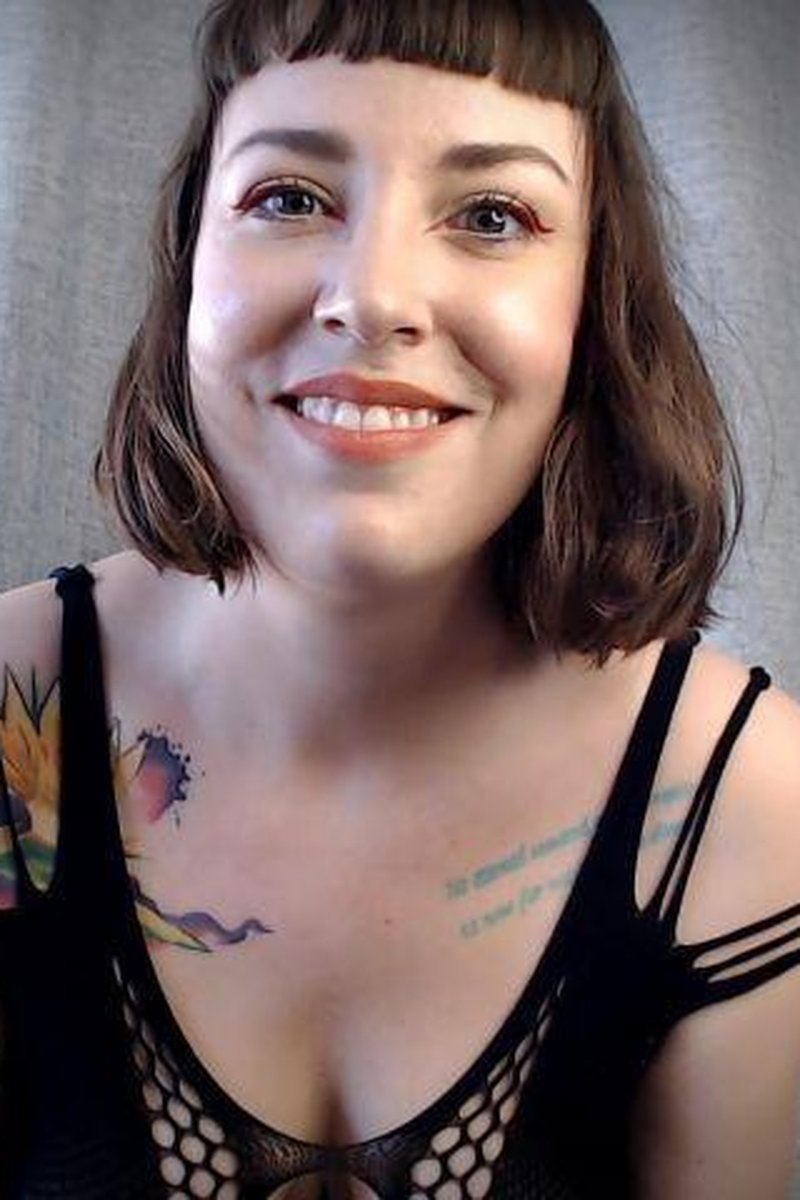 Blackmailed Cocksucker - Screenshot 1 of 4 - Blackmail