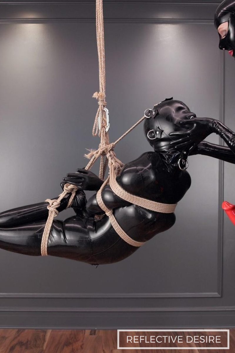 Railed - Screenshot 1 of 4 - Bondage