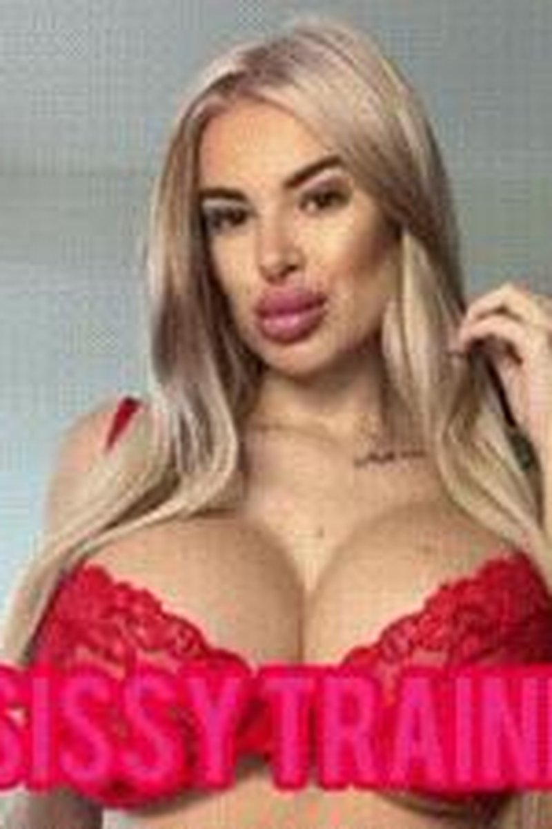 Become A Sissy - Screenshot 1 of 4 - Blonde Hair (Female)