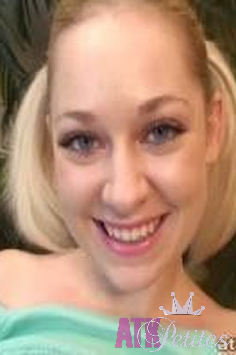 Cindi Loo - Hardcore - Screenshot 1 of 4 - Cindi Loo