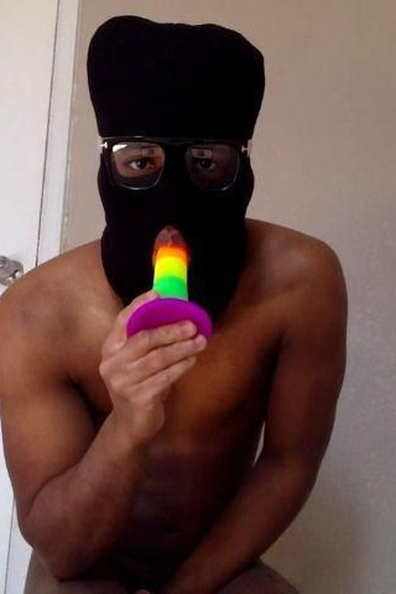 Pride Suck - Screenshot 1 of 4 - Homemade