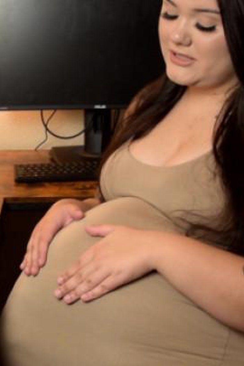 Failed Feeder Vore - Screenshot 1 of 4 - Belly Fetish