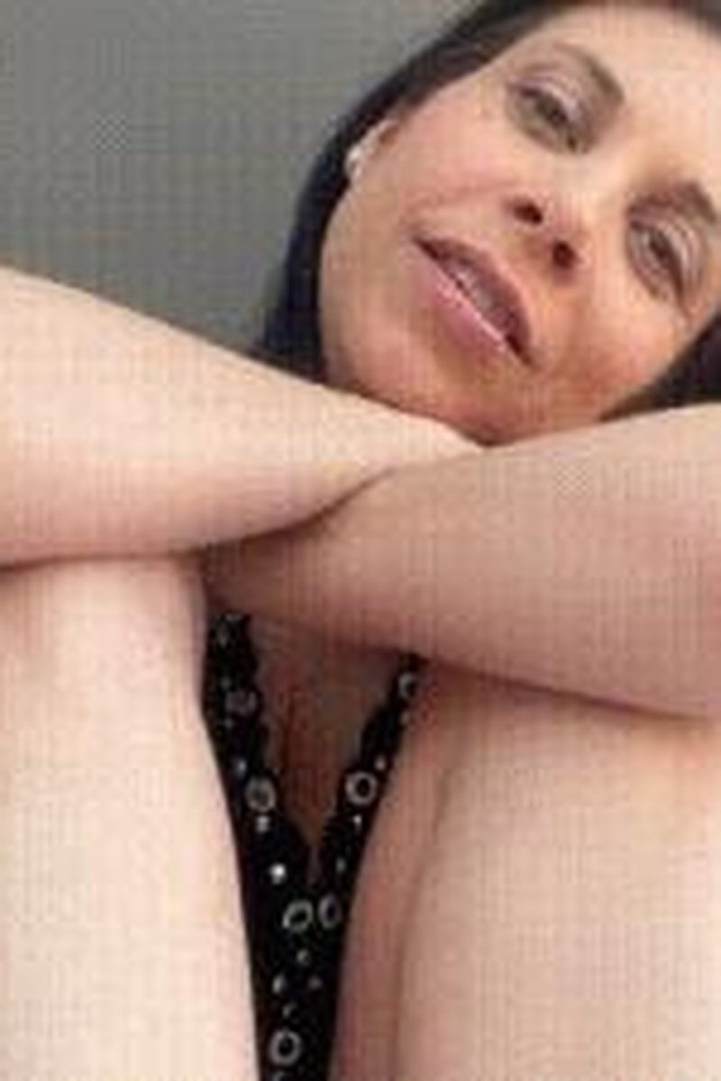 Stringy Spit - Screenshot 1 of 4 - Ass Fetish