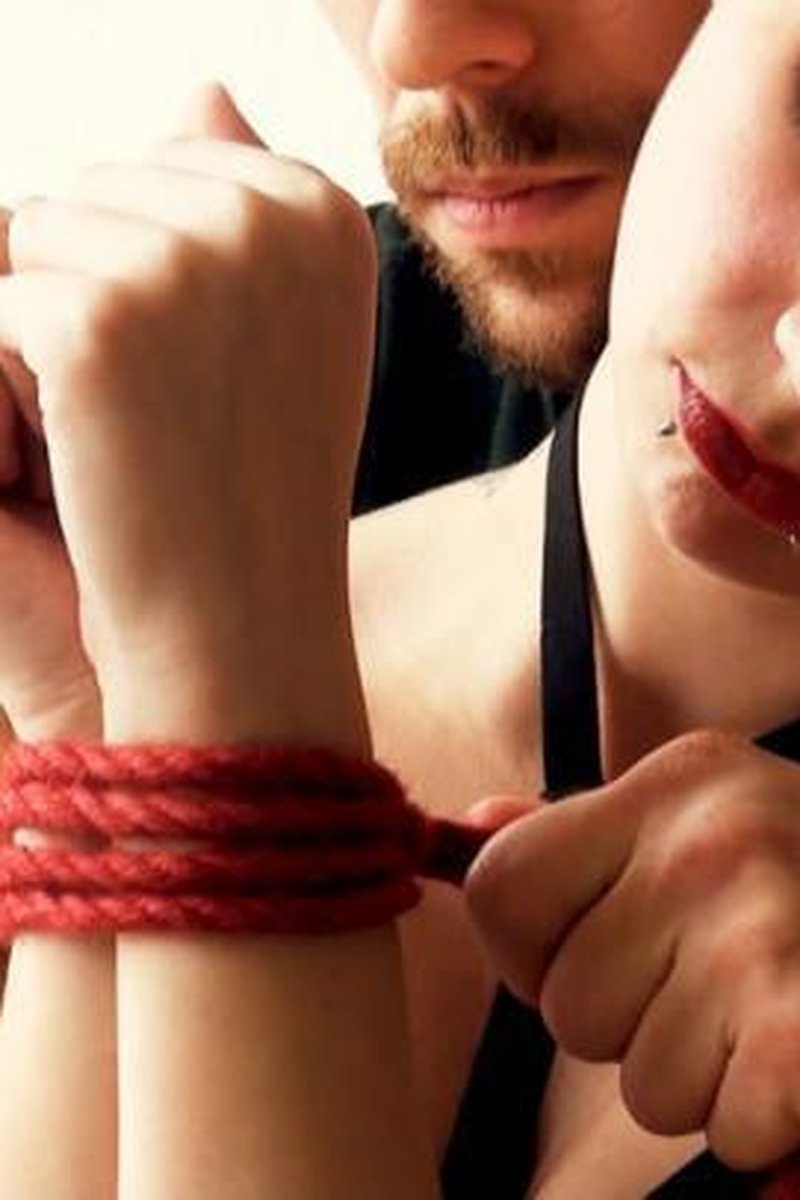 Kinky Marks - Screenshot 1 of 4 - BDSM