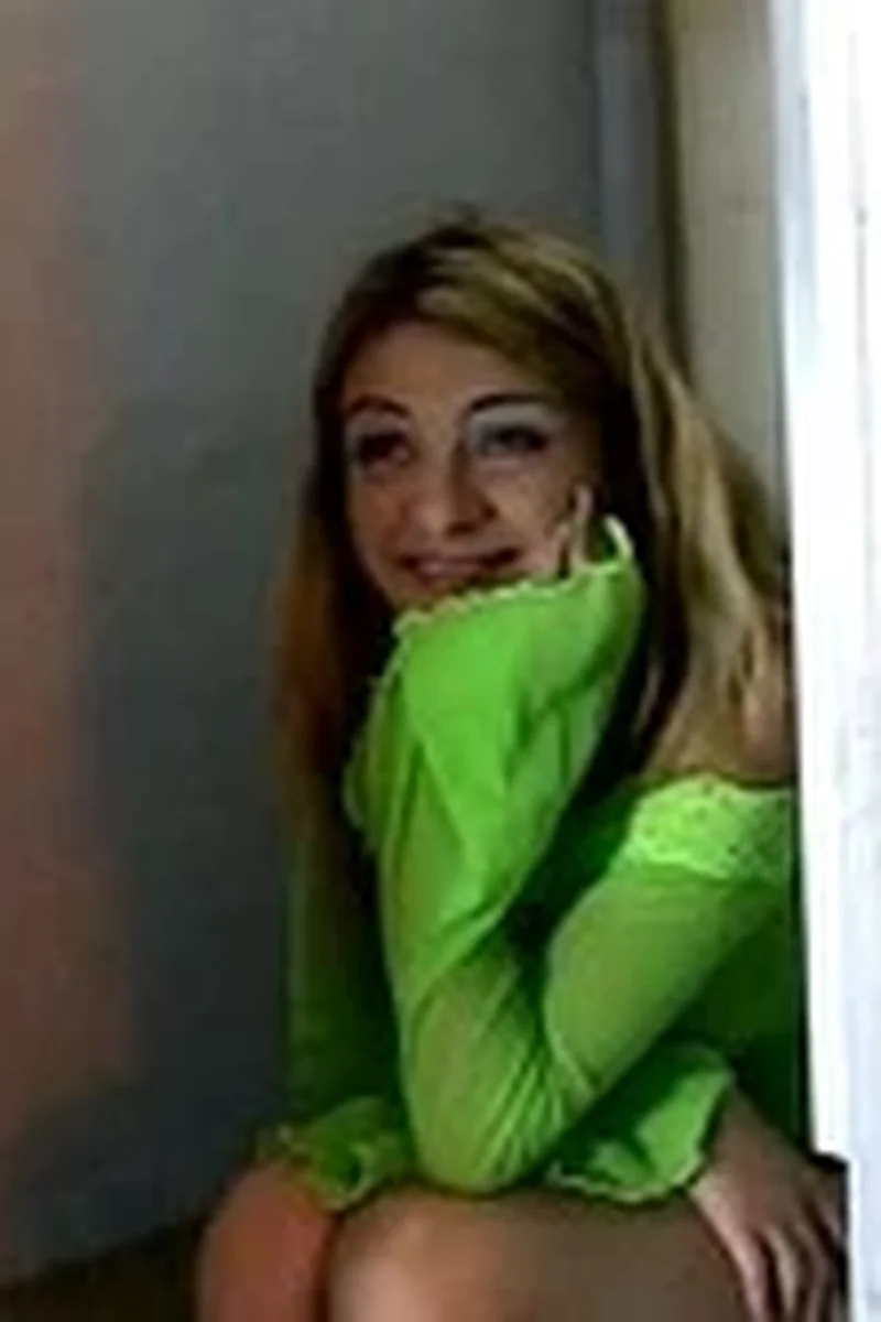 Nikki - Screenshot 1 of 4 - Teen (18-22)