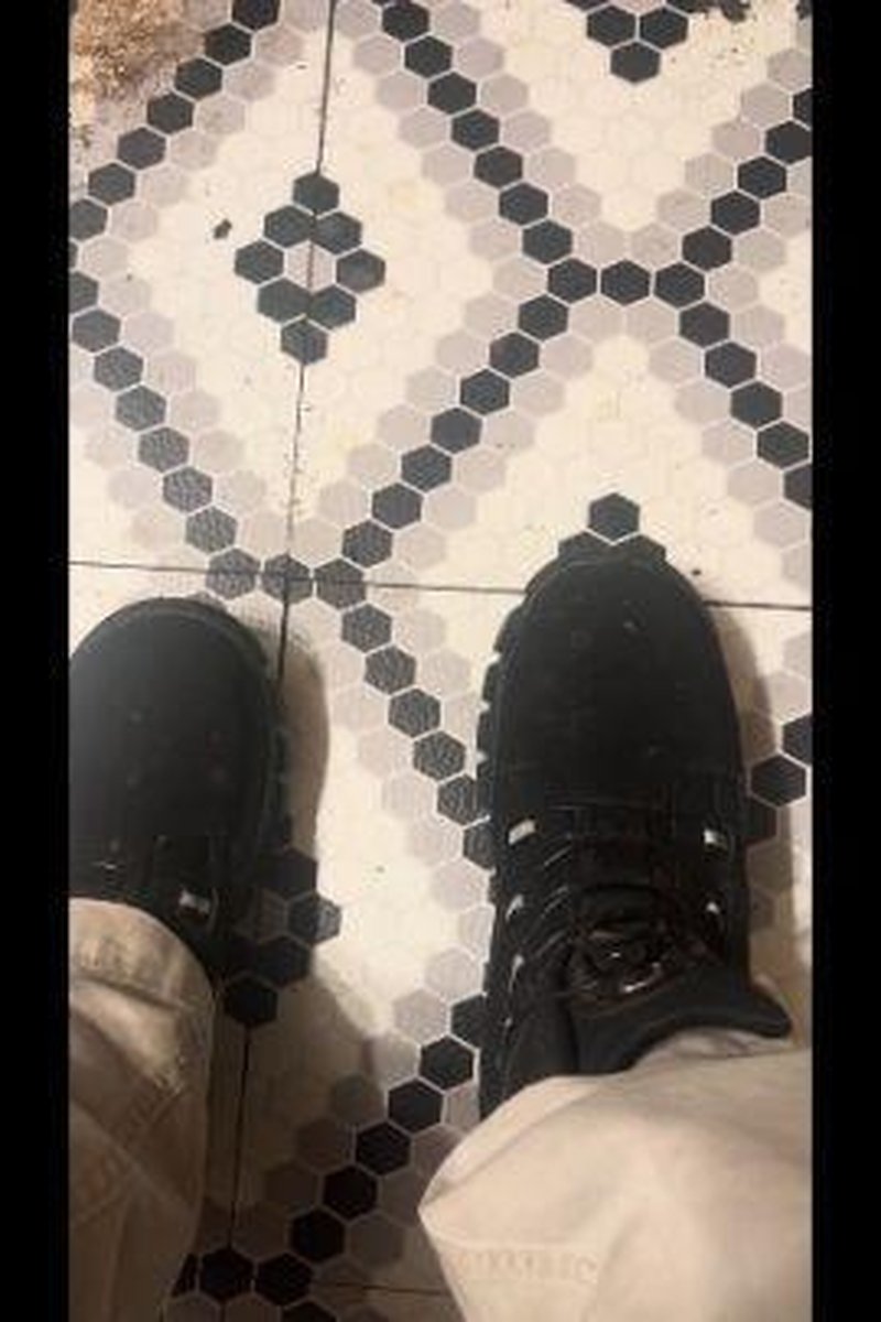 Stomping On Balls Mp4 - Screenshot 1 of 4 - Ball Fetish