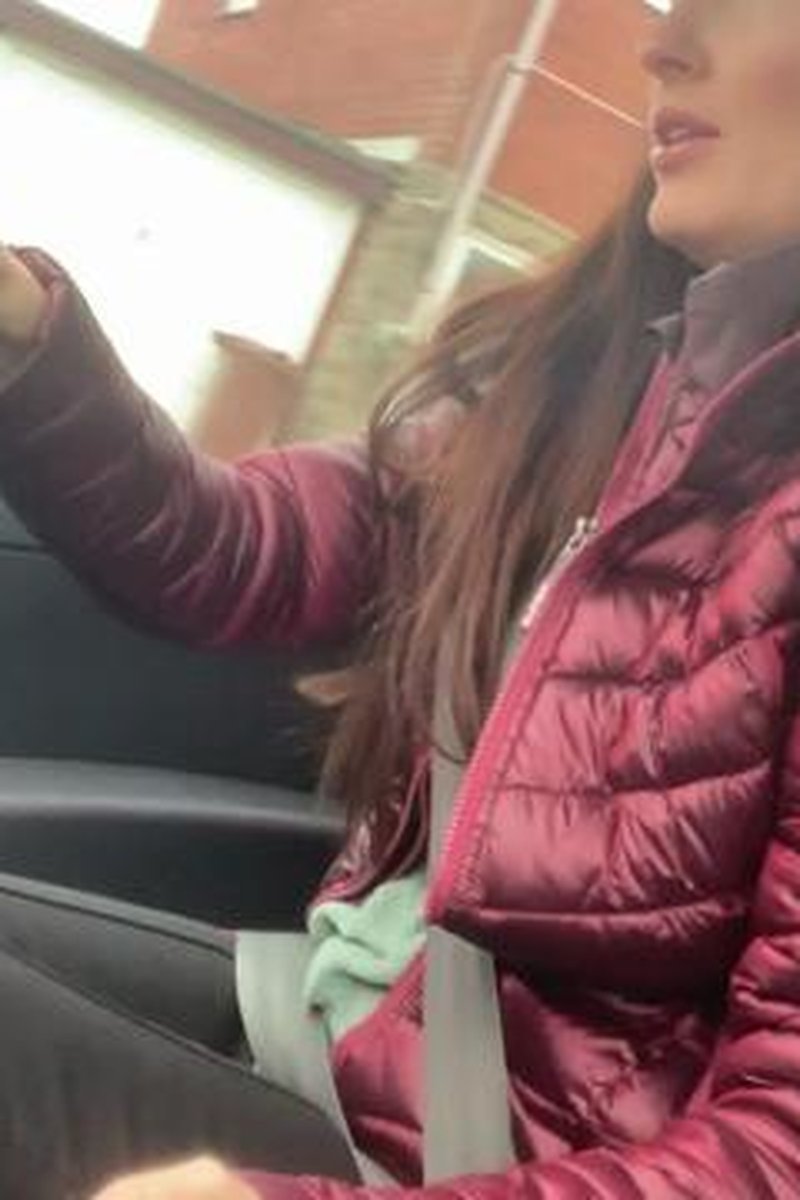 Reverse Troubles - Screenshot 1 of 4 - Brown Hair